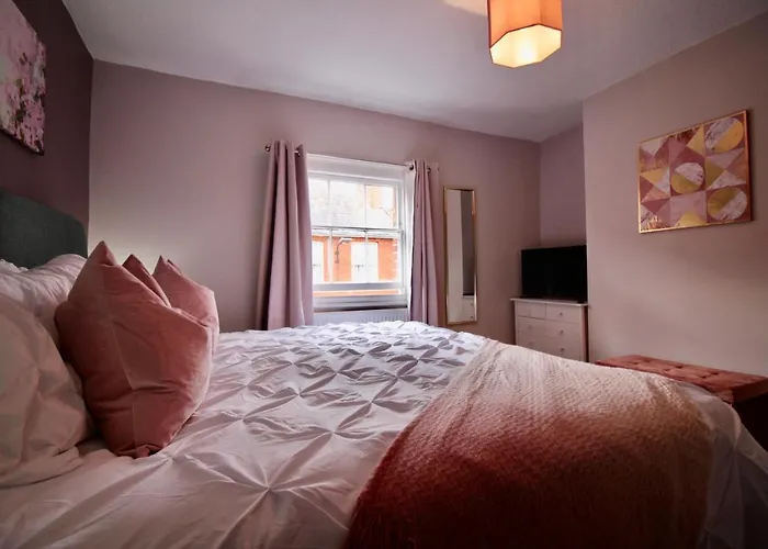 West Street Retreat Grade II Listed Townhouse