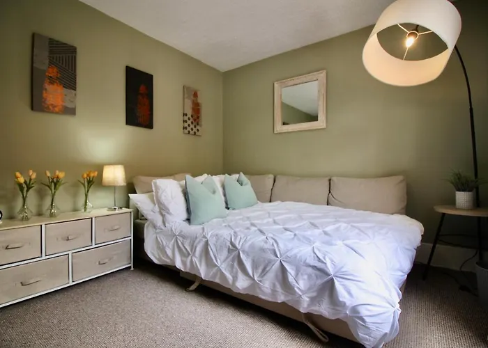 West Street Retreat Grade II Listed Townhouse