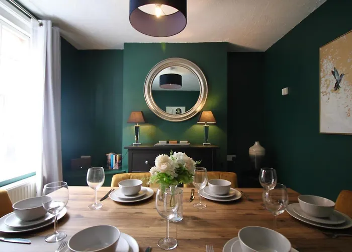 West Street Retreat Grade II Listed Townhouse