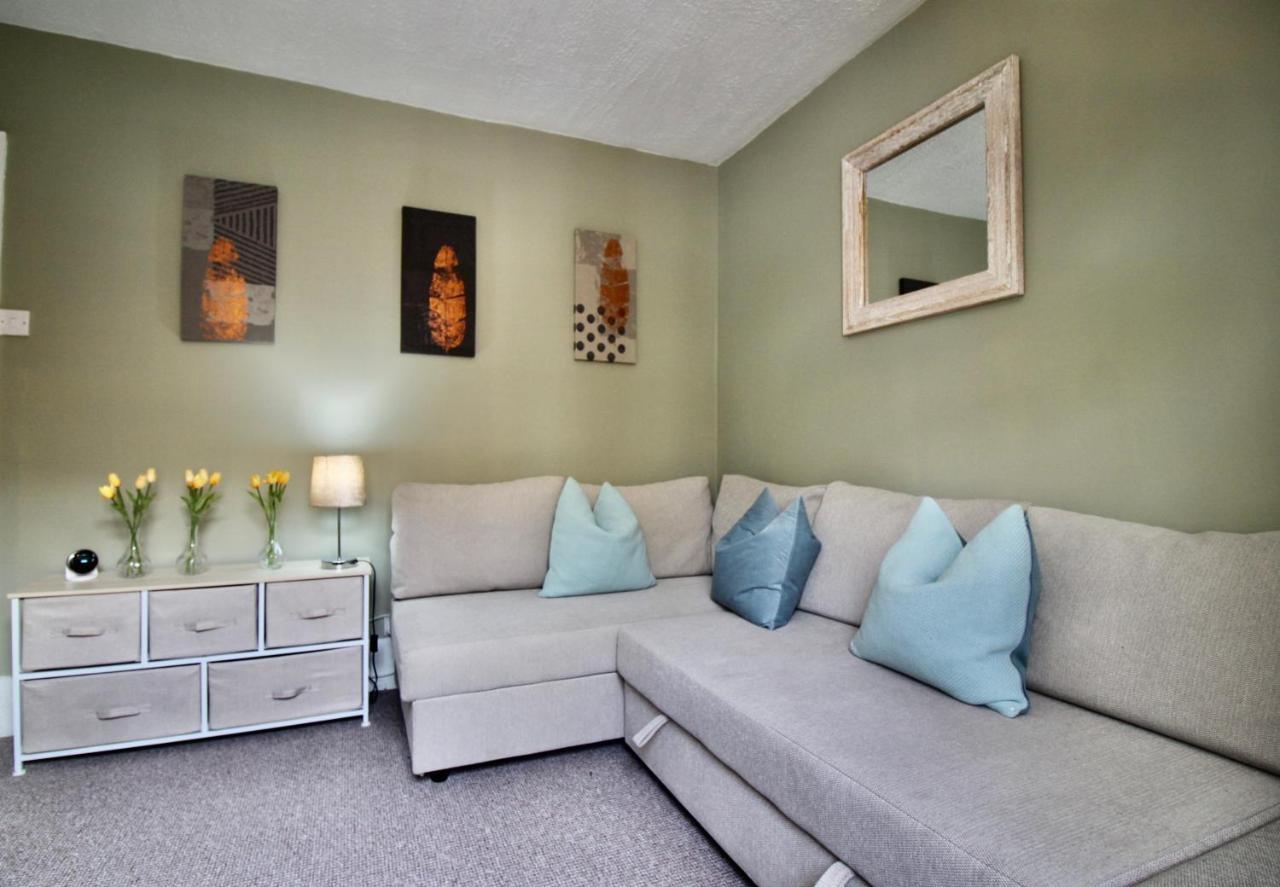 West Street Retreat Grade Ii Listed Townhouse *