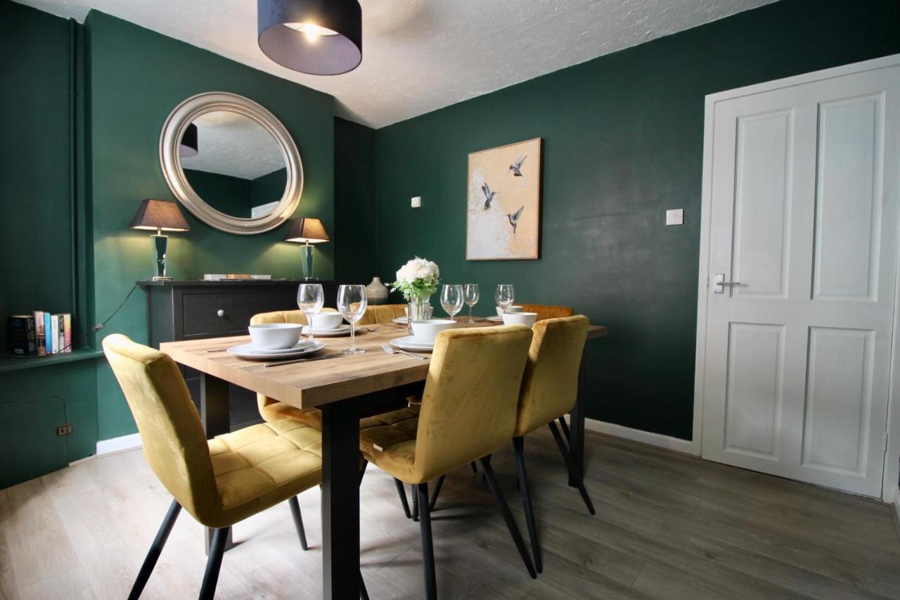 West Street Retreat Grade Ii Listed Townhouse *